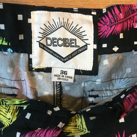 SHOT - Picture 3 of 3